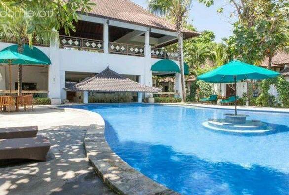 Villa 3 Bedrooms Seminyak B'fast NO FEE - Photo2