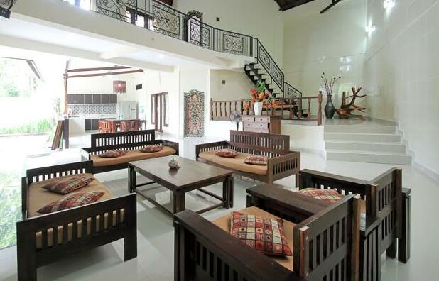 Villa 4 Bedrooms Seminyak B'fast NO FEE - Photo2