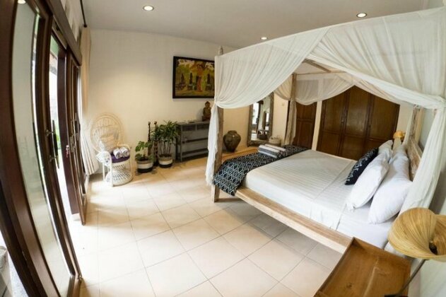 Villa Anggrek - Beautiful Private Pool Villa - Seminyak - Photo3