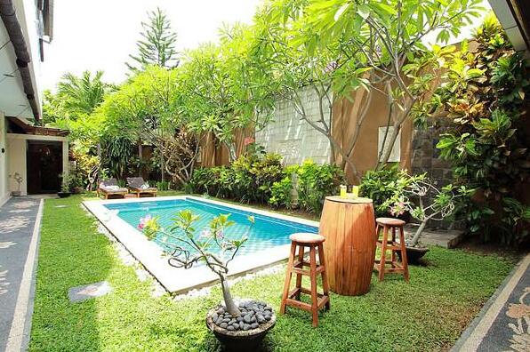 Villa Anggrek Seminyak - Photo2