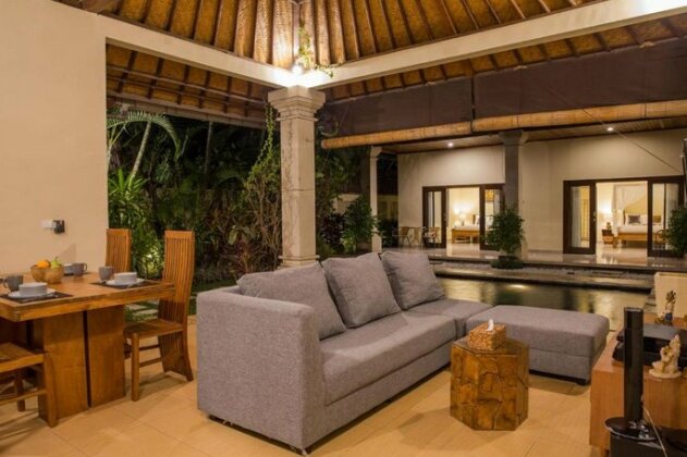 Villa Deshy - Photo3