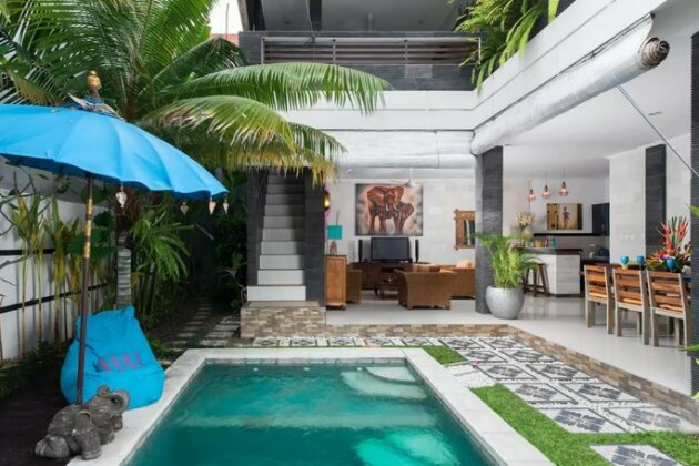 Villa Dewi Seminyak - Photo2