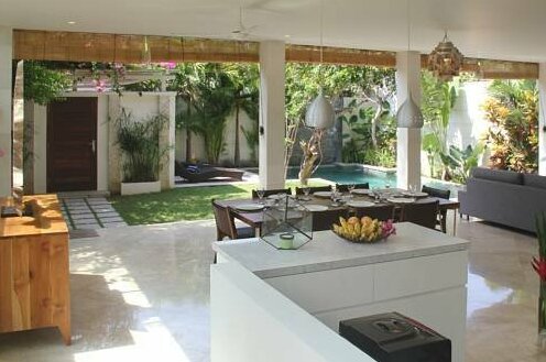 Villa Dream Seminyak - Photo4