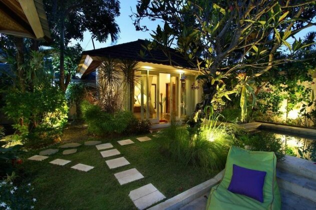 Villa Fendi Seminyak - Photo2