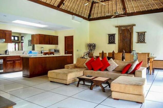 Villa Gembira Seminyak - Photo4