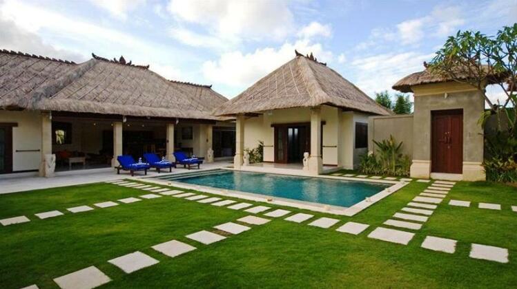 Villa Indah - Photo4