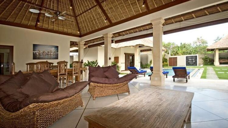 Villa Indah - Photo5