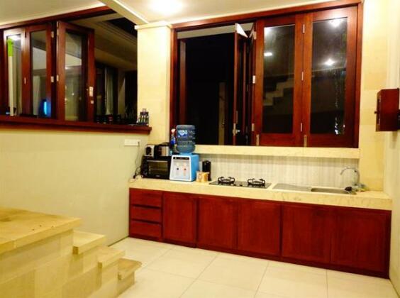 Villa Istana Seminyak - Photo3