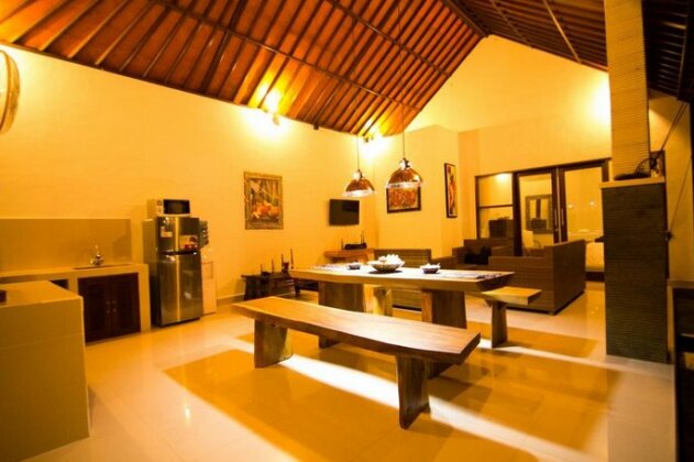 Villa Kenari Montrose - Photo3