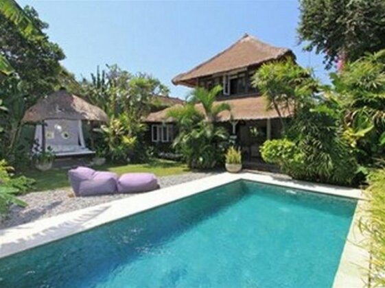 Villa Kupu-Kupu Seminyak Bali
