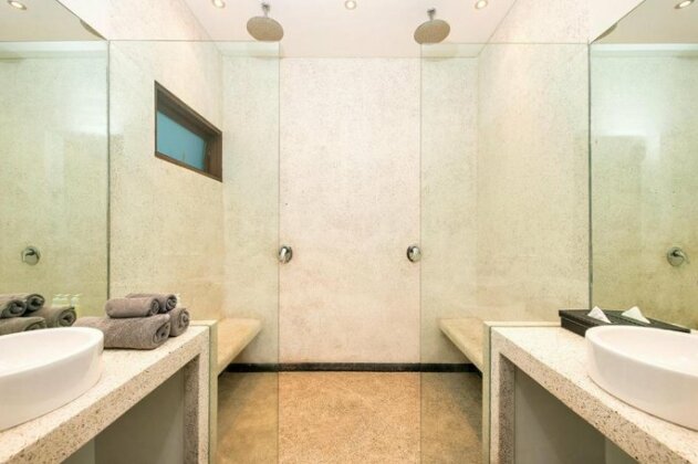 Villa Lili Seminyak - Photo2