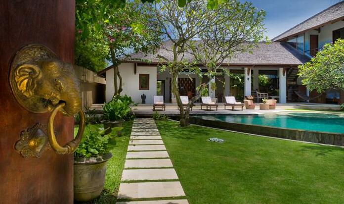 Villa Maharaj - an elite haven - Photo2