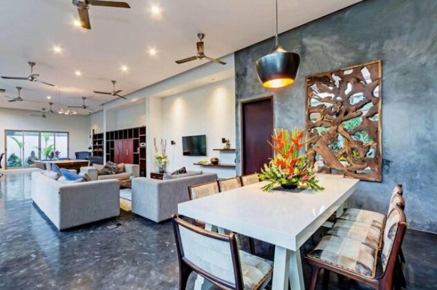 Villa O'nyx Seminyak - Photo2