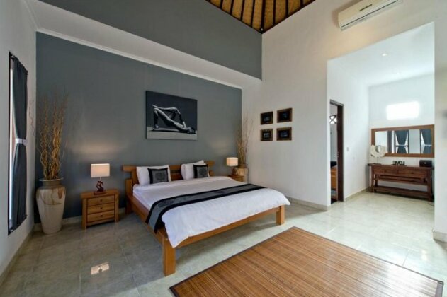 Villa Ozora - Photo3