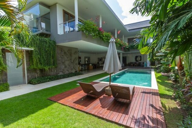 Villa Paloma Seminyak - Photo2