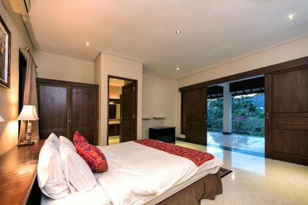 Villa Pentagon - Photo4