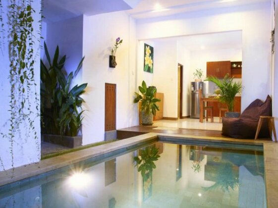 Villa Sammy Seminyak - Photo2