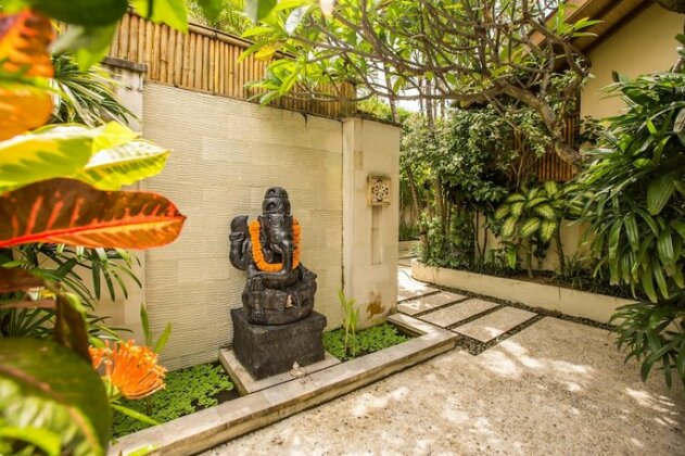 Villa Seriska Seminyak - Photo3