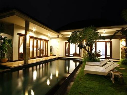 Villa Sunrise Bali - Photo2