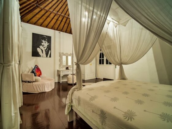 White Star Villa Seminyak - Photo5
