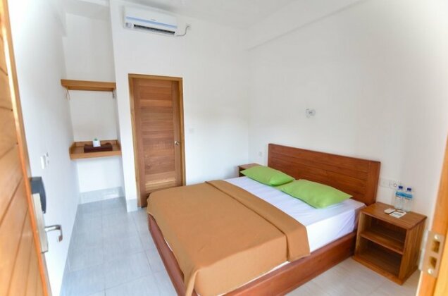 Blue Coral Inn Senggigi - Photo4