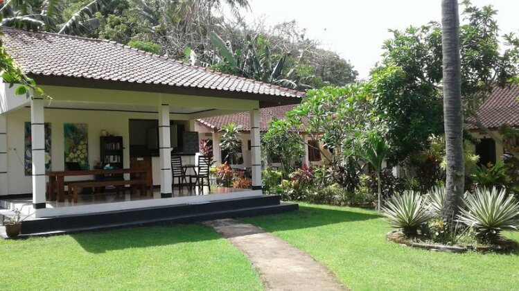 Indah Homestay - Photo2