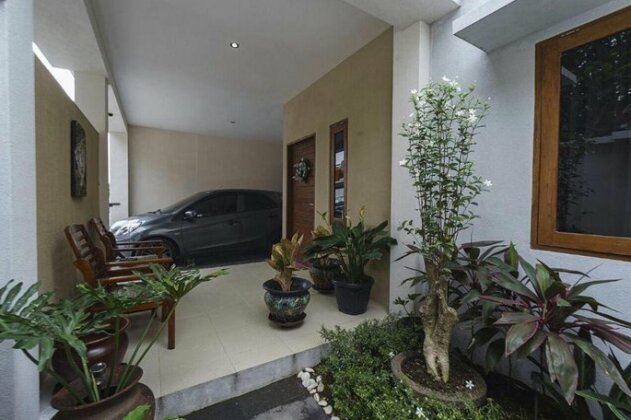 Lumba-Lumba Guesthouse - Photo2