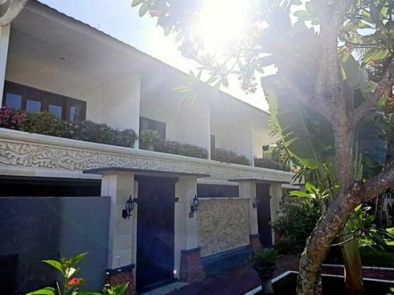 Puri Saron Hotel Senggigi Beach - Photo2