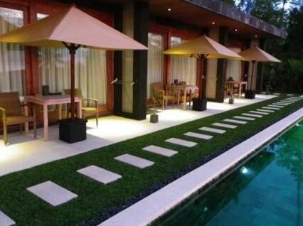The Puncak - Photo2