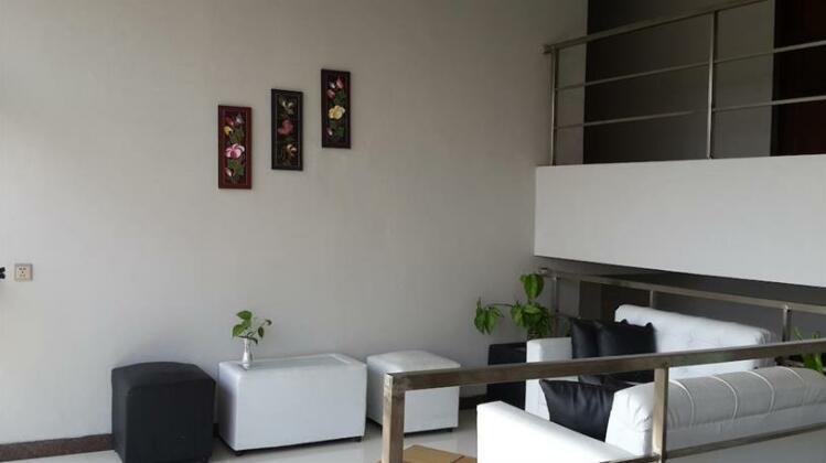Benito Residence - Photo3