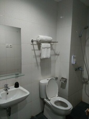 Hotel Marilyn Serpong - Photo3