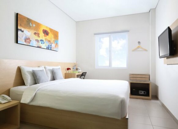 Lemo Hotel Serpong - Photo4