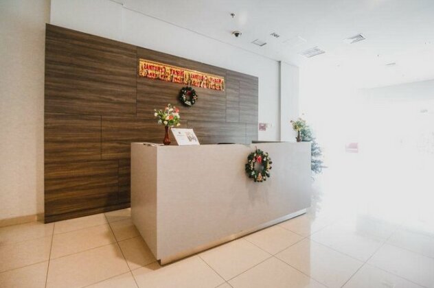 RedDoorz Apartment near Summarecon Mall Serpong - Photo5