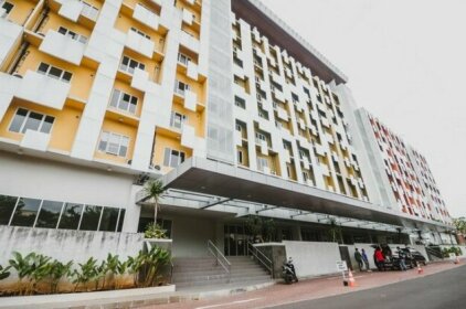 RedDoorz Apartment near Summarecon Mall Serpong