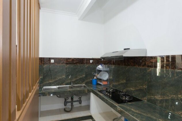 RedDoorz Plus @ Boulevard Residence BSD - Photo2