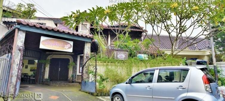 ZEN Rooms Basic Melati Mas Serpong