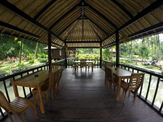Uma Ayu Guesthouse And Restaurant - Photo5