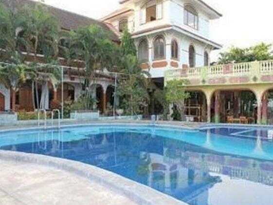 Hotel Hawaina