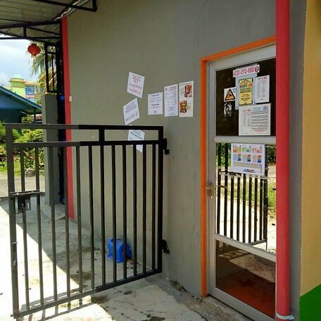 Rainbow Homestay Singkawang - Photo3