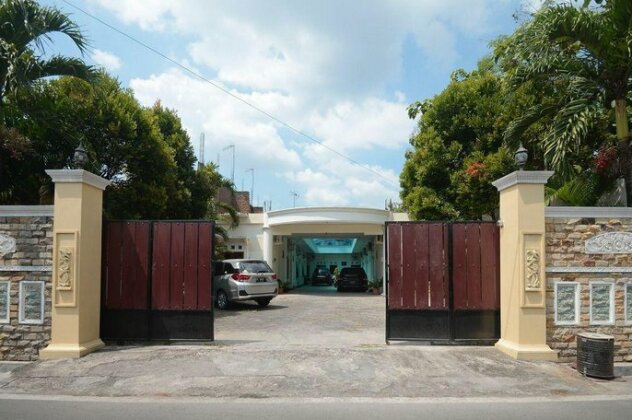 Airy Eco UNISRI Kalingga Utara Satu Solo - Photo2