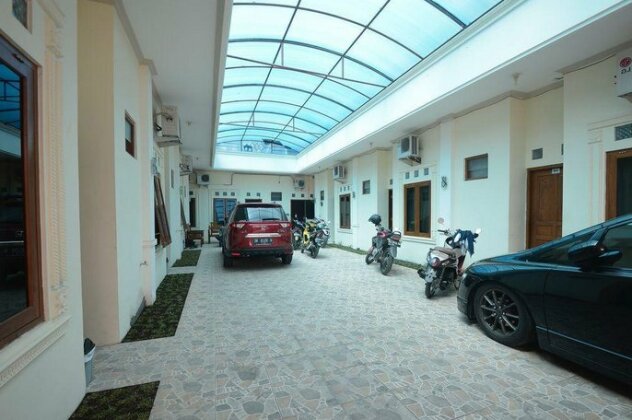 Airy Eco UNISRI Kalingga Utara Satu Solo - Photo3