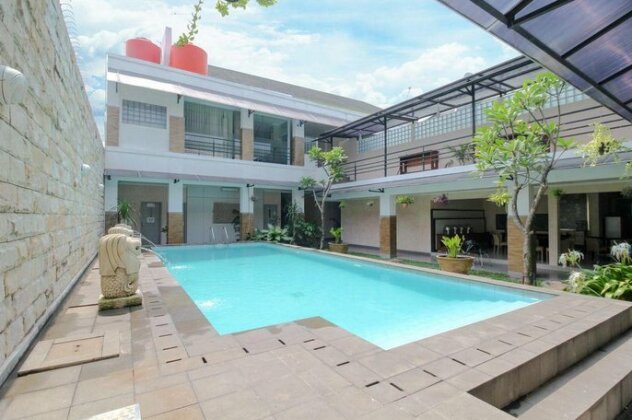 Airy Terminal Tirtonadi MT Haryono 80 Solo - Photo4