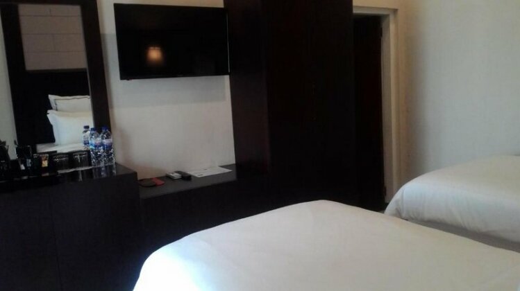 Alsalam Syariah Guesthouse - Photo5