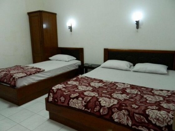 Atina Graha Hotel and Convention - Photo2