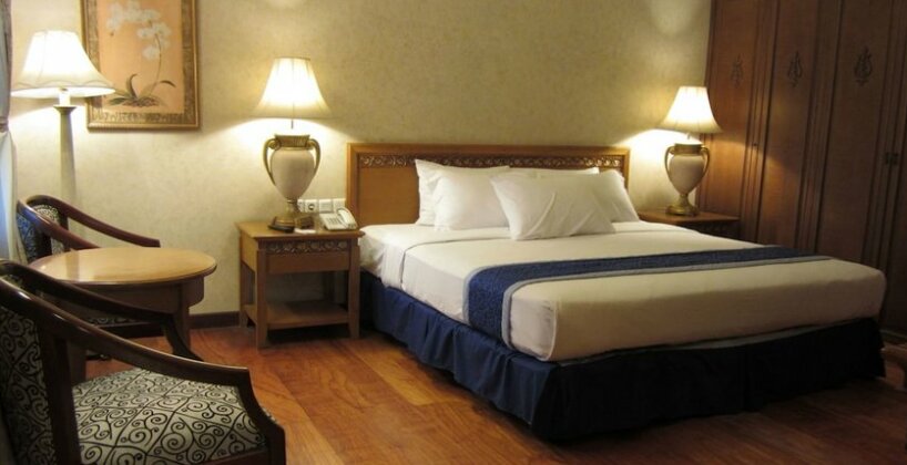 Grand Orchid Hotel - Photo5