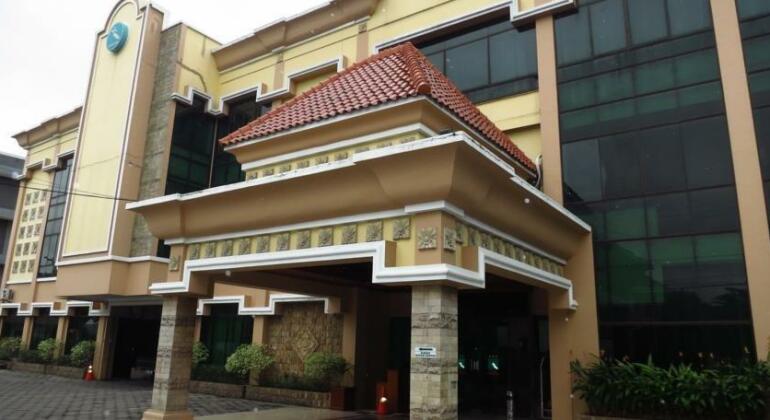 Grand Setiakawan Hotel & Convention Centre - Photo3