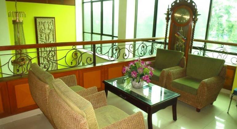 Grand Setiakawan Hotel & Convention Centre - Photo4