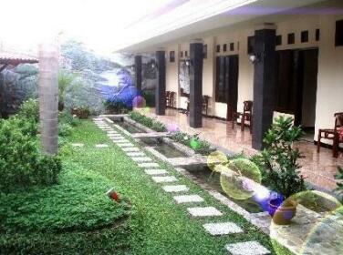 Griya Teratai Luxury Guesthouse and Spa Solo