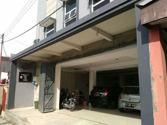 Guest House Taman Sari - Photo2