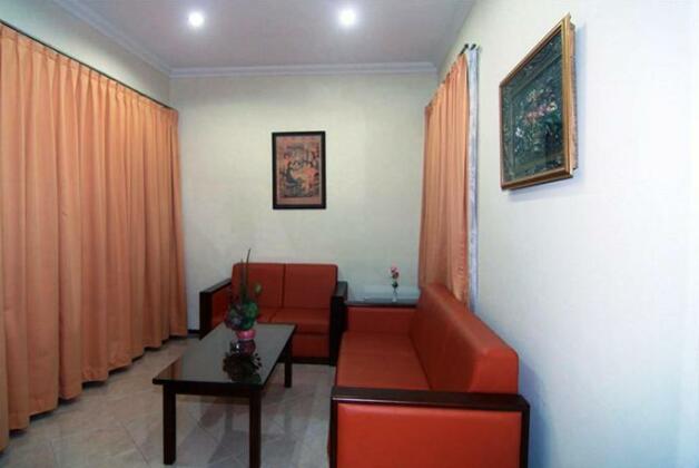 Hotel Indah Jaya - Photo3